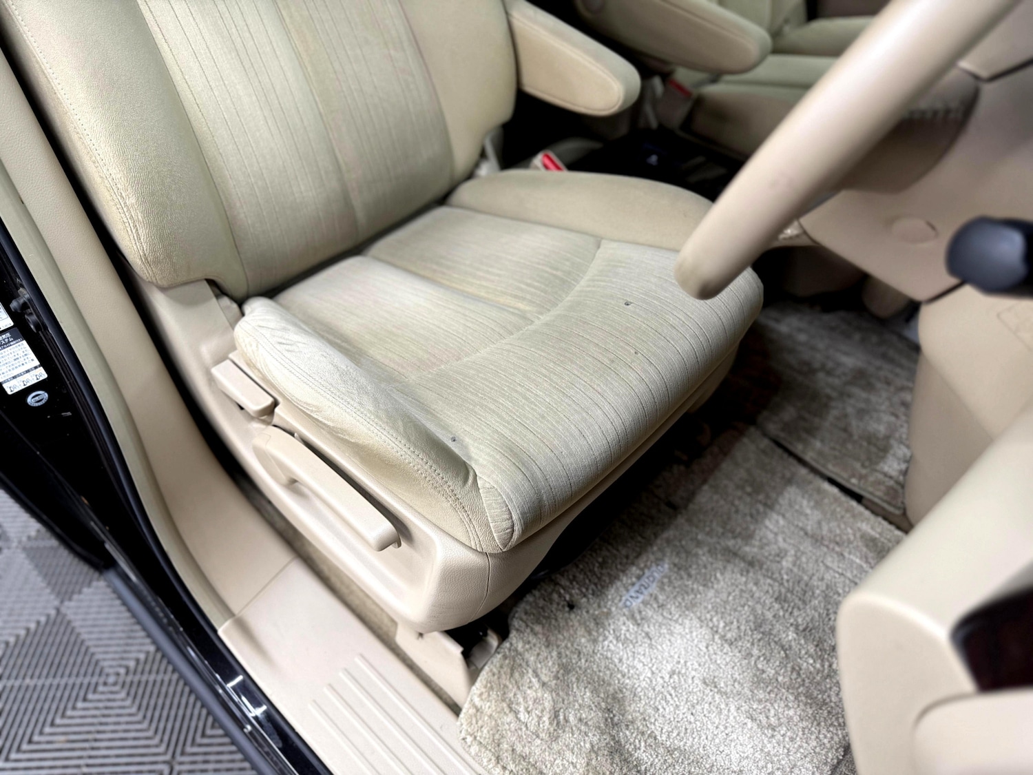 Used Nissan Elgrand 2025 for sale - 76950786: Photo 36