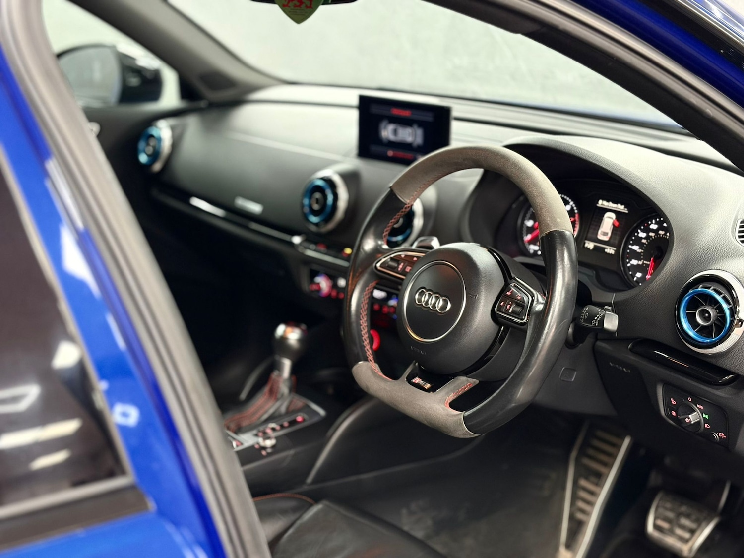 Used Audi RS3 2016 for sale - 78067163: Photo 24