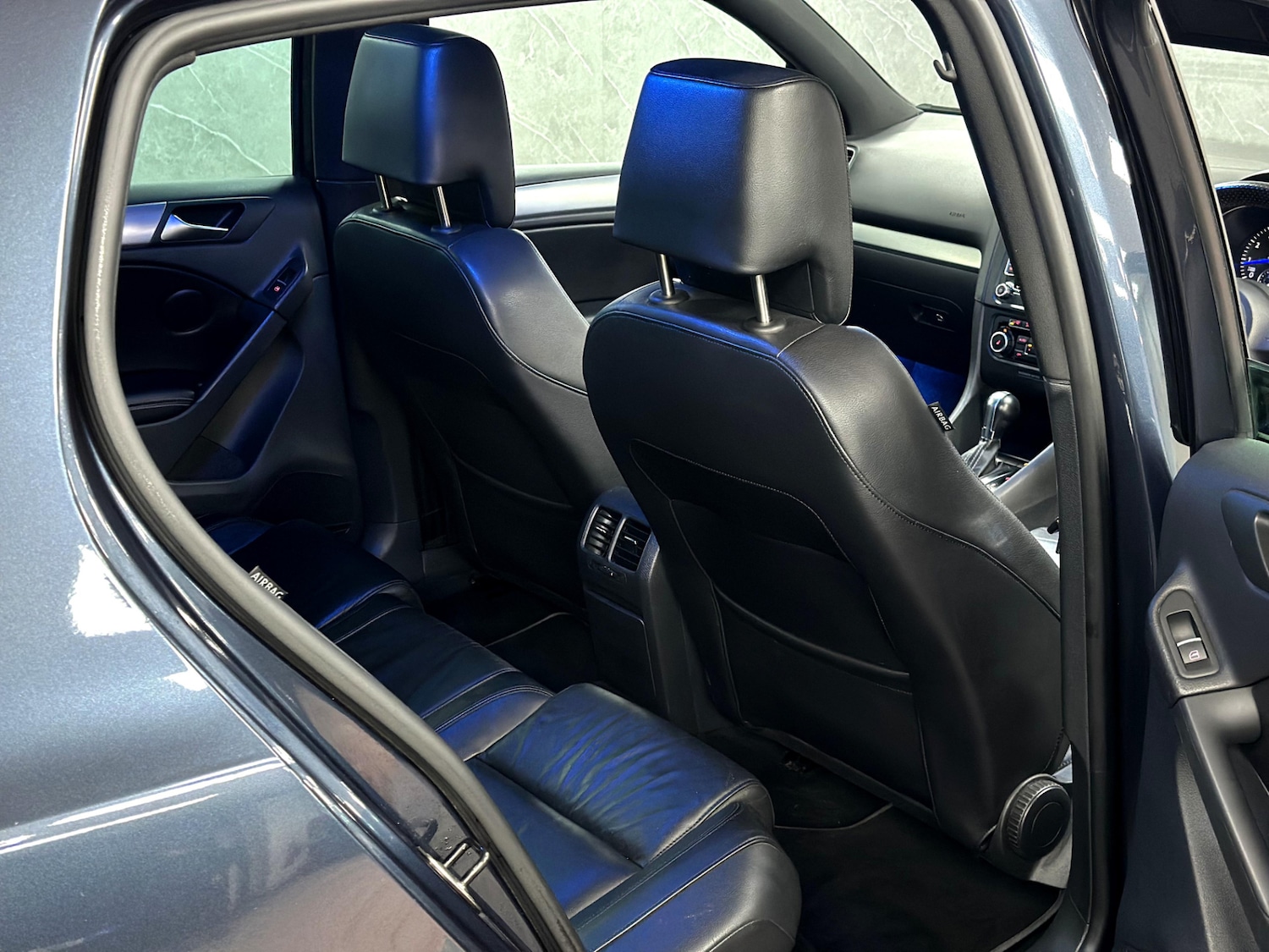 Used Volkswagen Golf 2010 for sale - 77477976: Photo 23