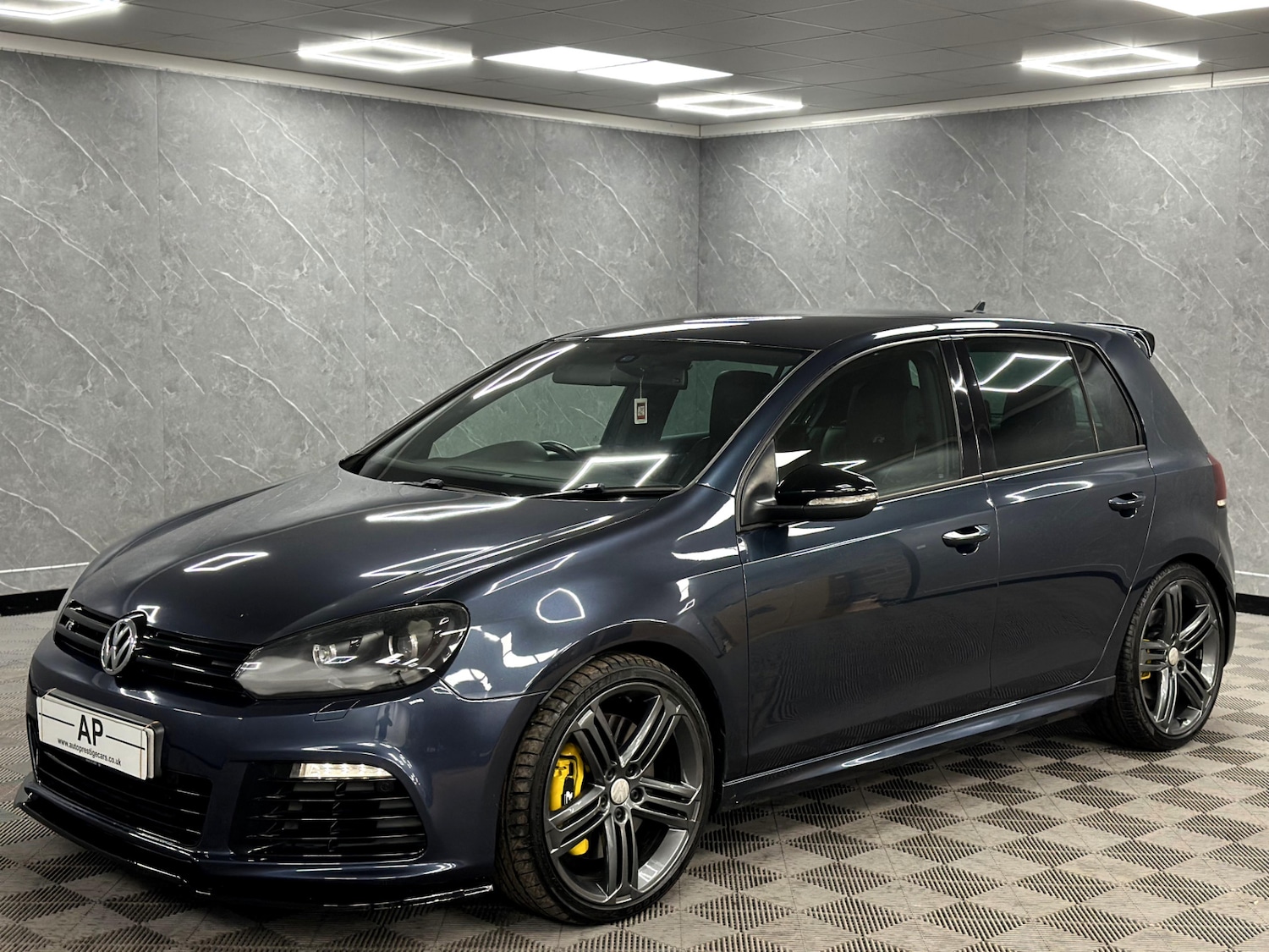 Used Volkswagen Golf 2010 for sale - 77477976: Photo 4