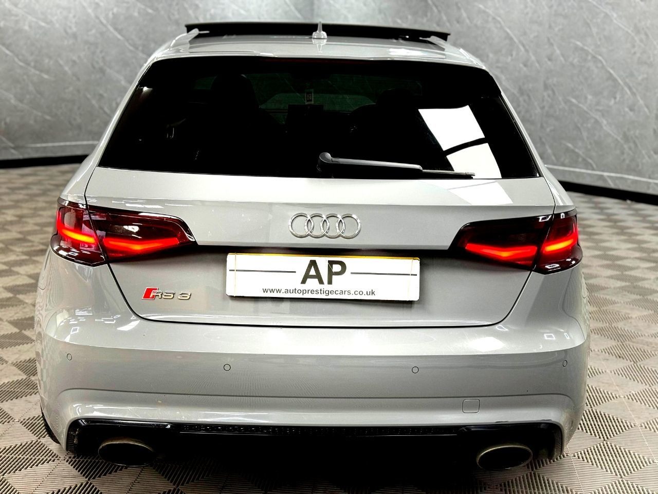 Used Audi RS3 2016 for sale - 77938450: Photo 18