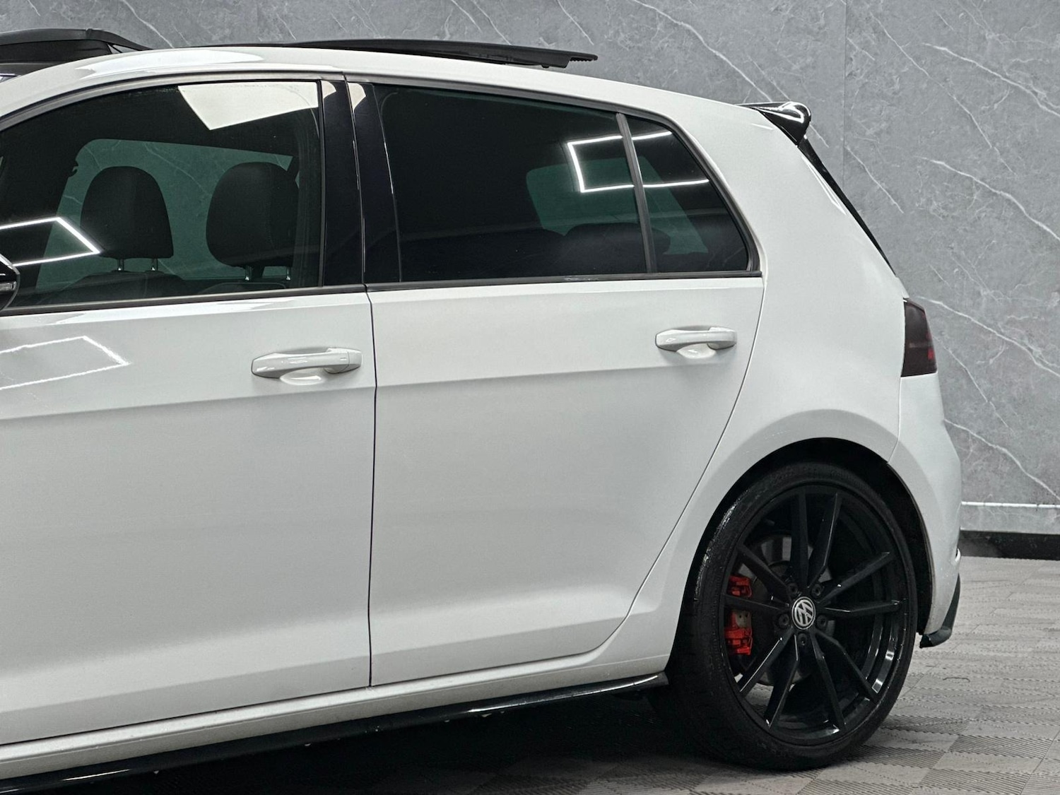 Used Volkswagen Golf 2019 for sale - 76618553: Photo 24