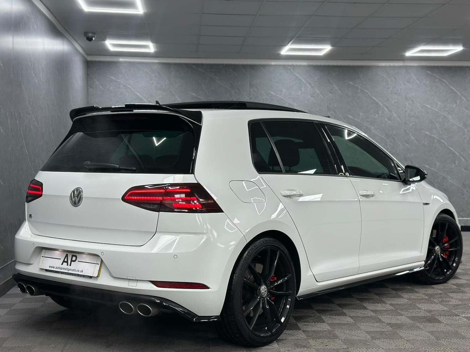 Used Volkswagen Golf 2019 for sale - 76618553: Photo 32