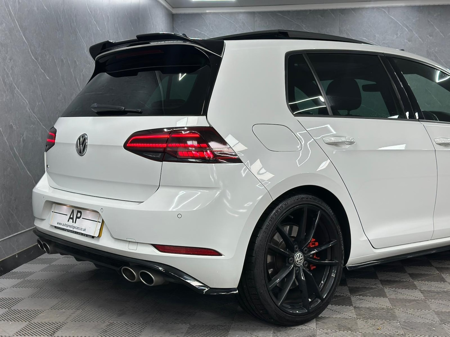 Used Volkswagen Golf 2019 for sale - 76618553: Photo 33