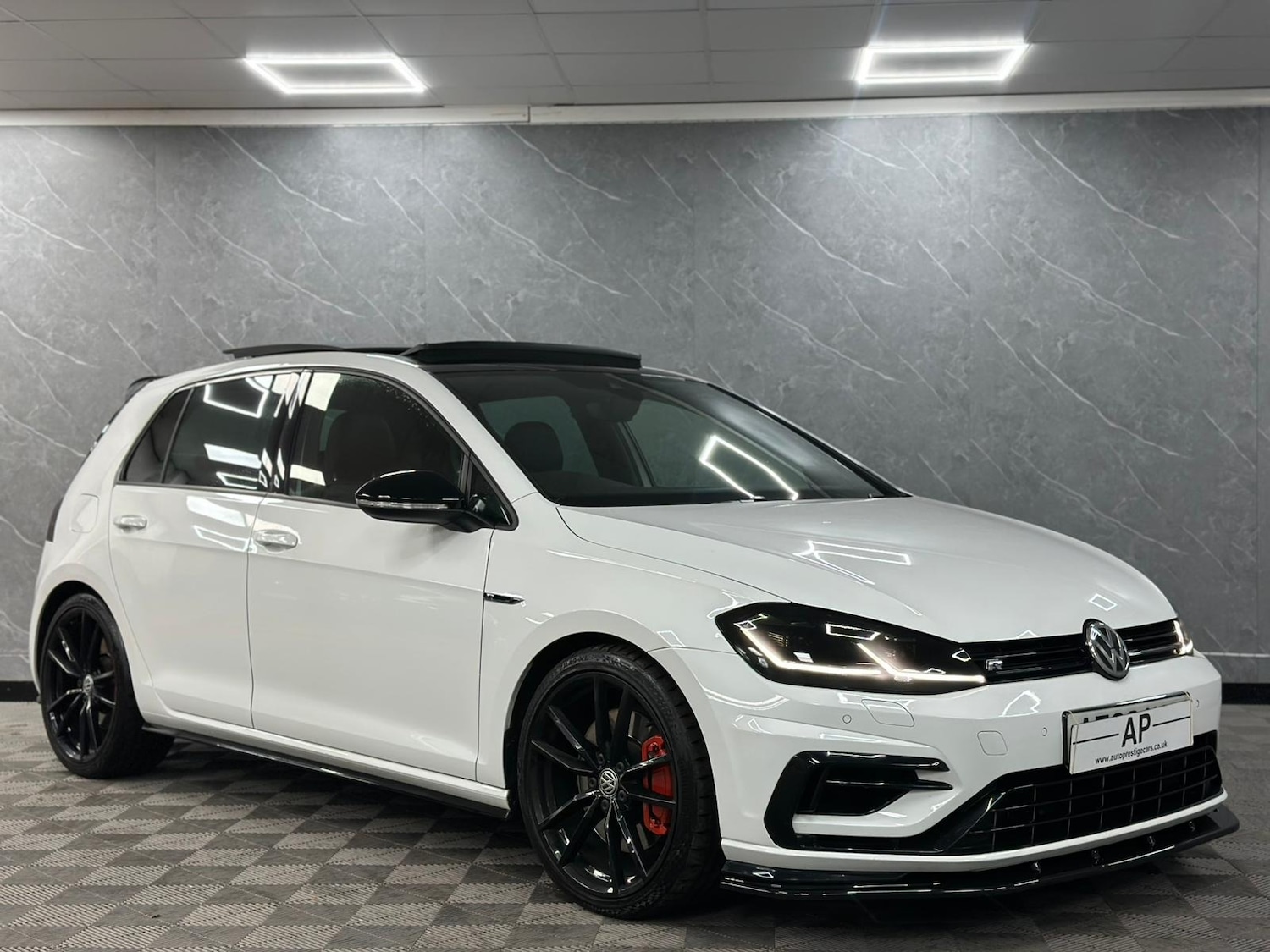 Used Volkswagen Golf 2019 for sale - 76618553: Photo 39