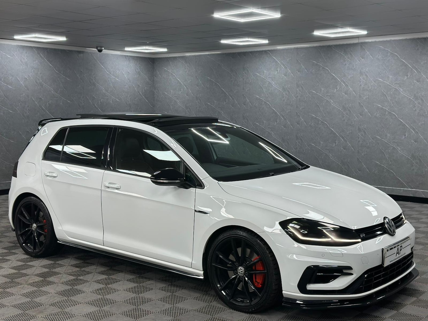 Used Volkswagen Golf 2019 for sale - 76618553: Photo 44