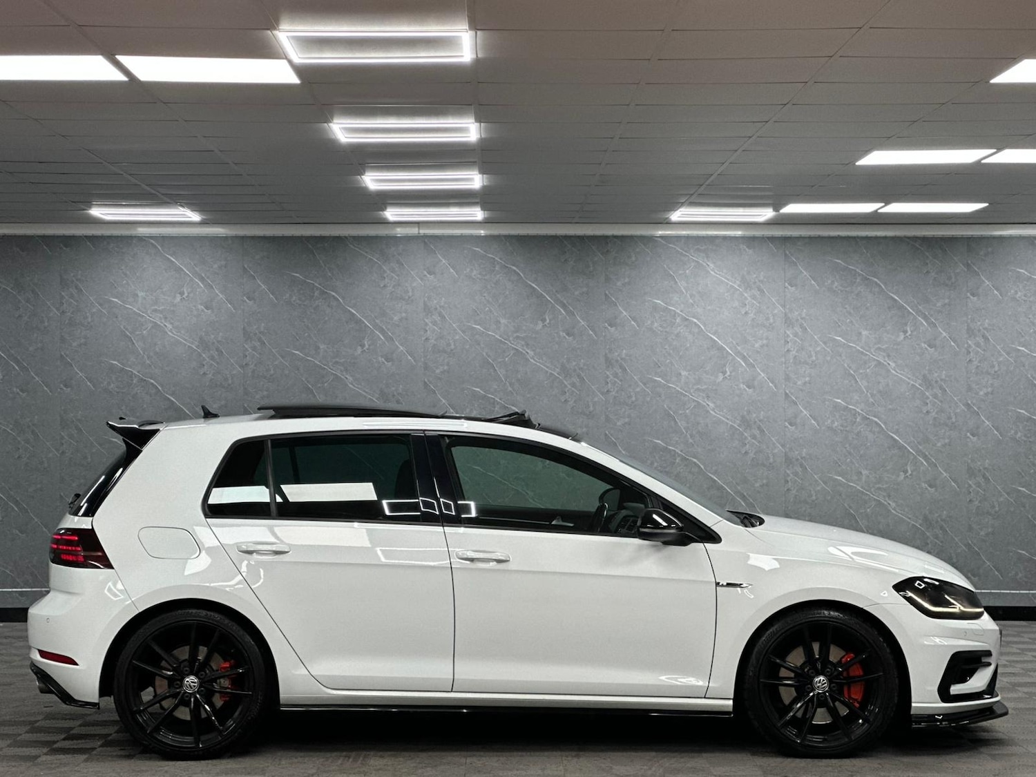 Used Volkswagen Golf 2019 for sale - 76618553: Photo 45