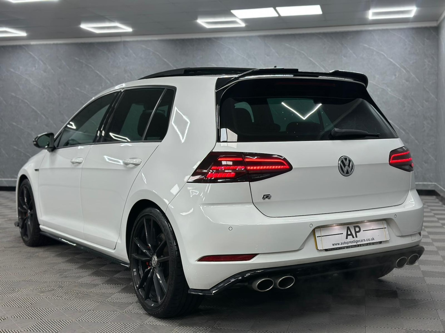 Used Volkswagen Golf 2019 for sale - 76618553: Photo 46