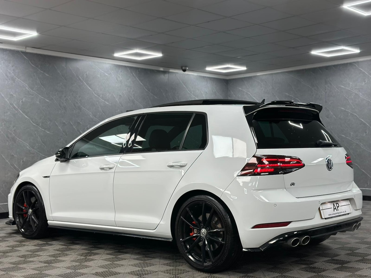 Used Volkswagen Golf 2019 for sale - 76618553: Photo 5