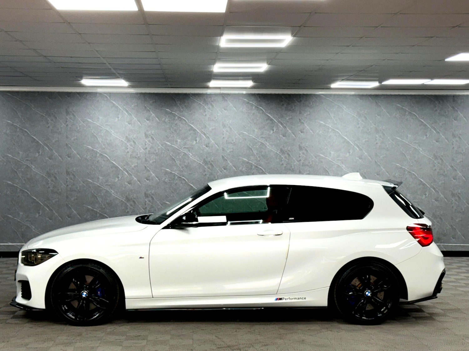 Used BMW 1 Series 2016 for sale - 76165411: Photo 6