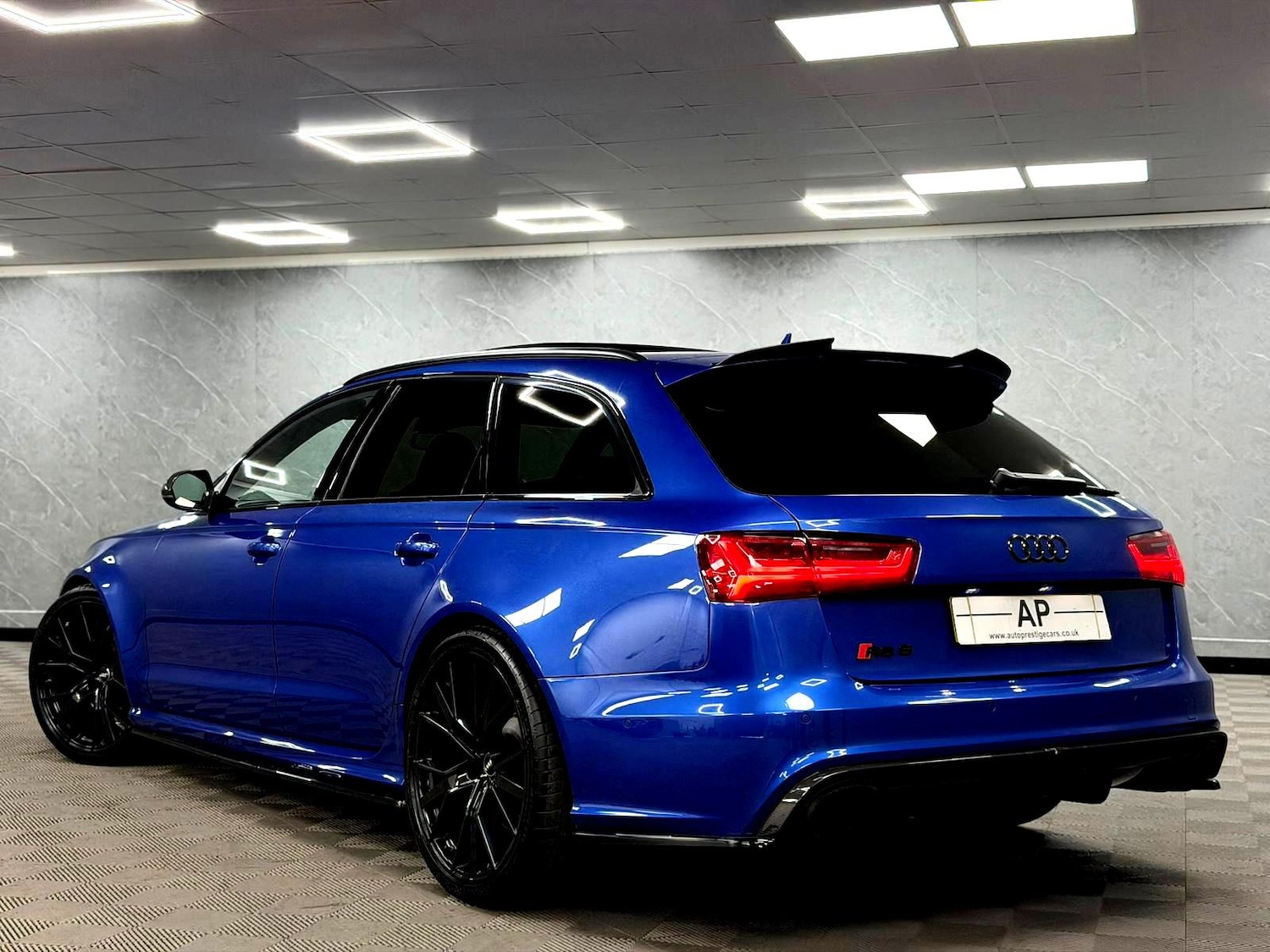 Used Audi RS6 2016 for sale - 78107385: Photo 16