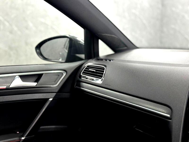 Used Volkswagen Golf 2018 for sale - 78186567: Photo 39