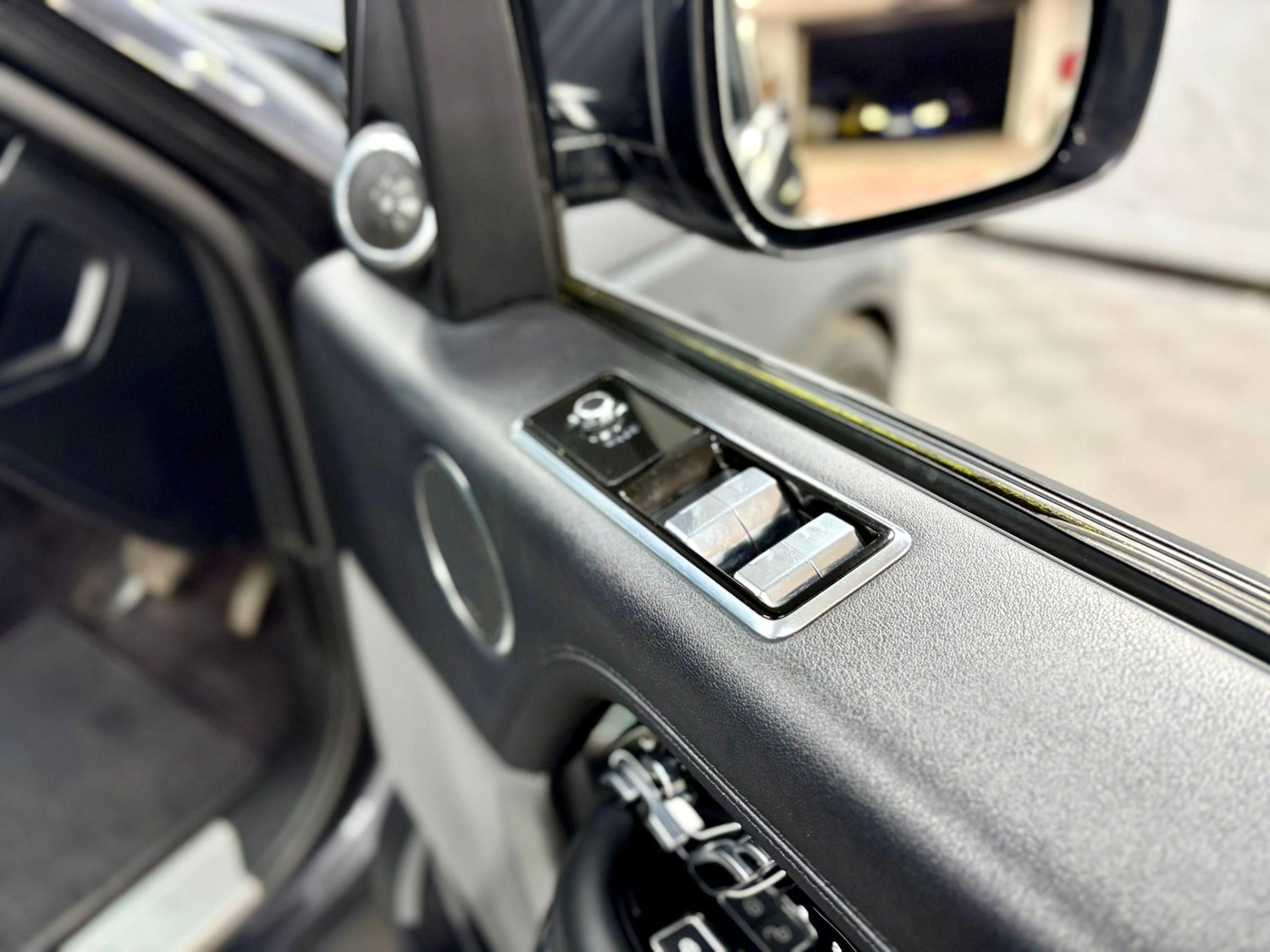 Used Land Rover Range Rover 2018 for sale - 76253196: Photo 9