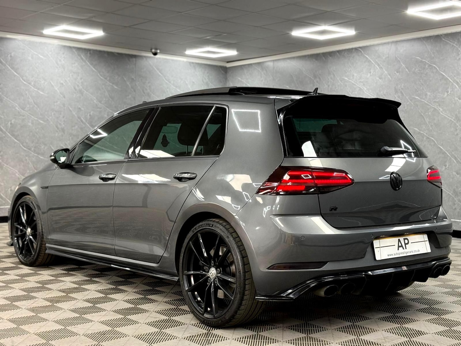 Used Volkswagen Golf 2019 for sale - 76456580: Photo 13