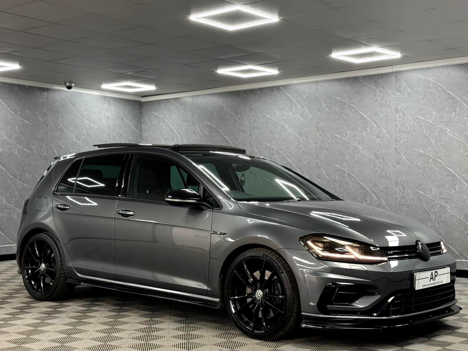 Used Volkswagen Golf 2019 for sale - 76456580: Photo 20