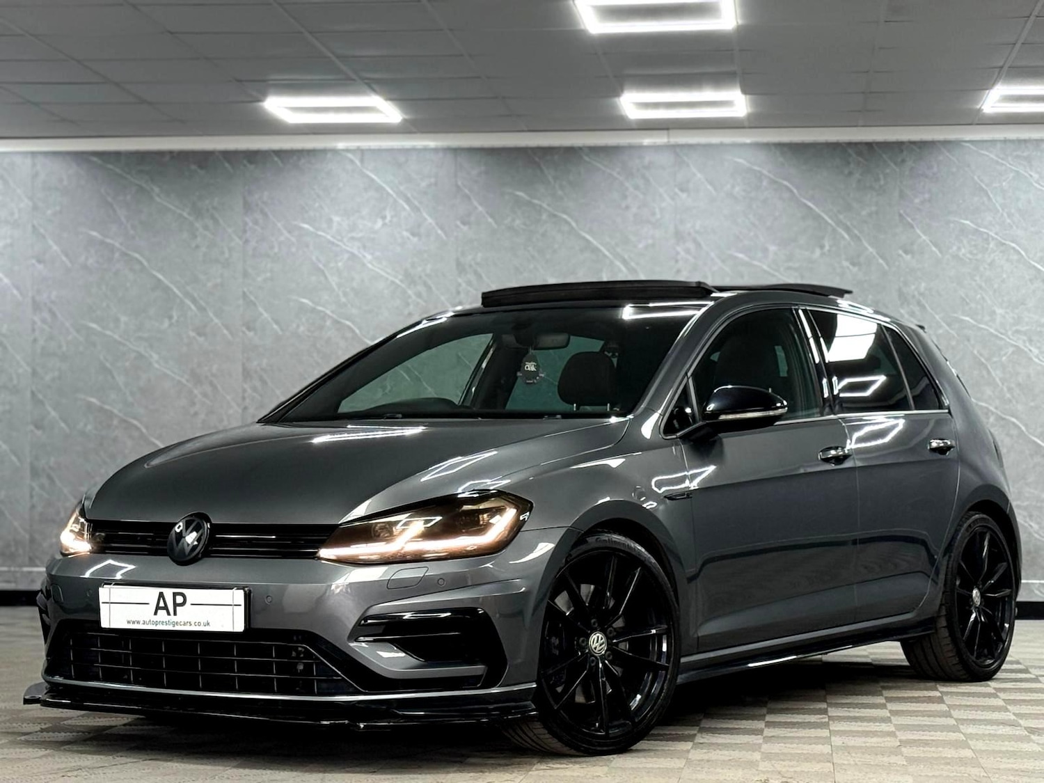 Used Volkswagen Golf 2019 for sale - 76456580: Photo 5