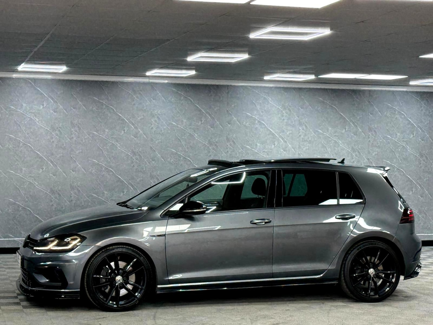 Used Volkswagen Golf 2019 for sale - 76456580: Photo 8