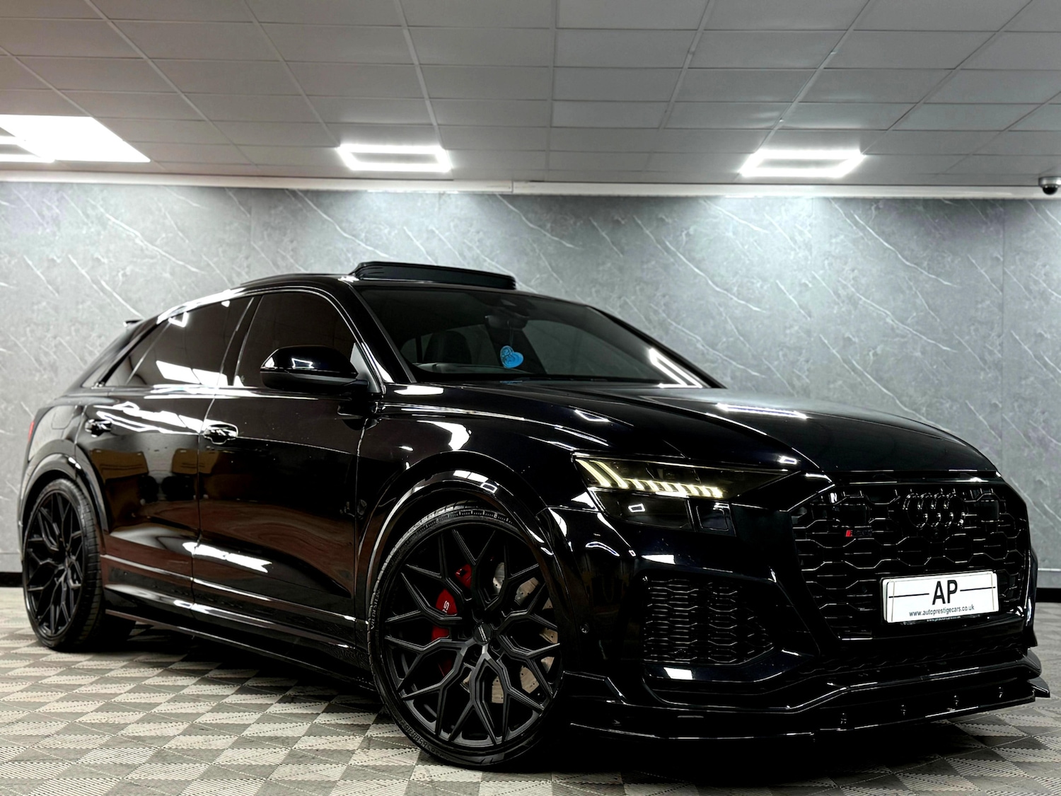 Used Audi RS Q8 2020 for sale - 76098806: Photo 2
