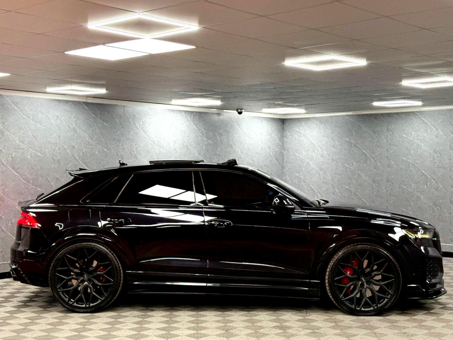 Used Audi RS Q8 2020 for sale - 76098806: Photo 30