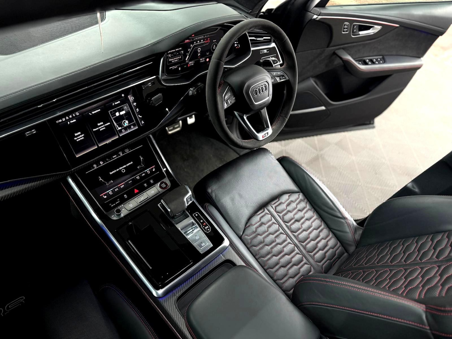 Used Audi RS Q8 2020 for sale - 76098806: Photo 42