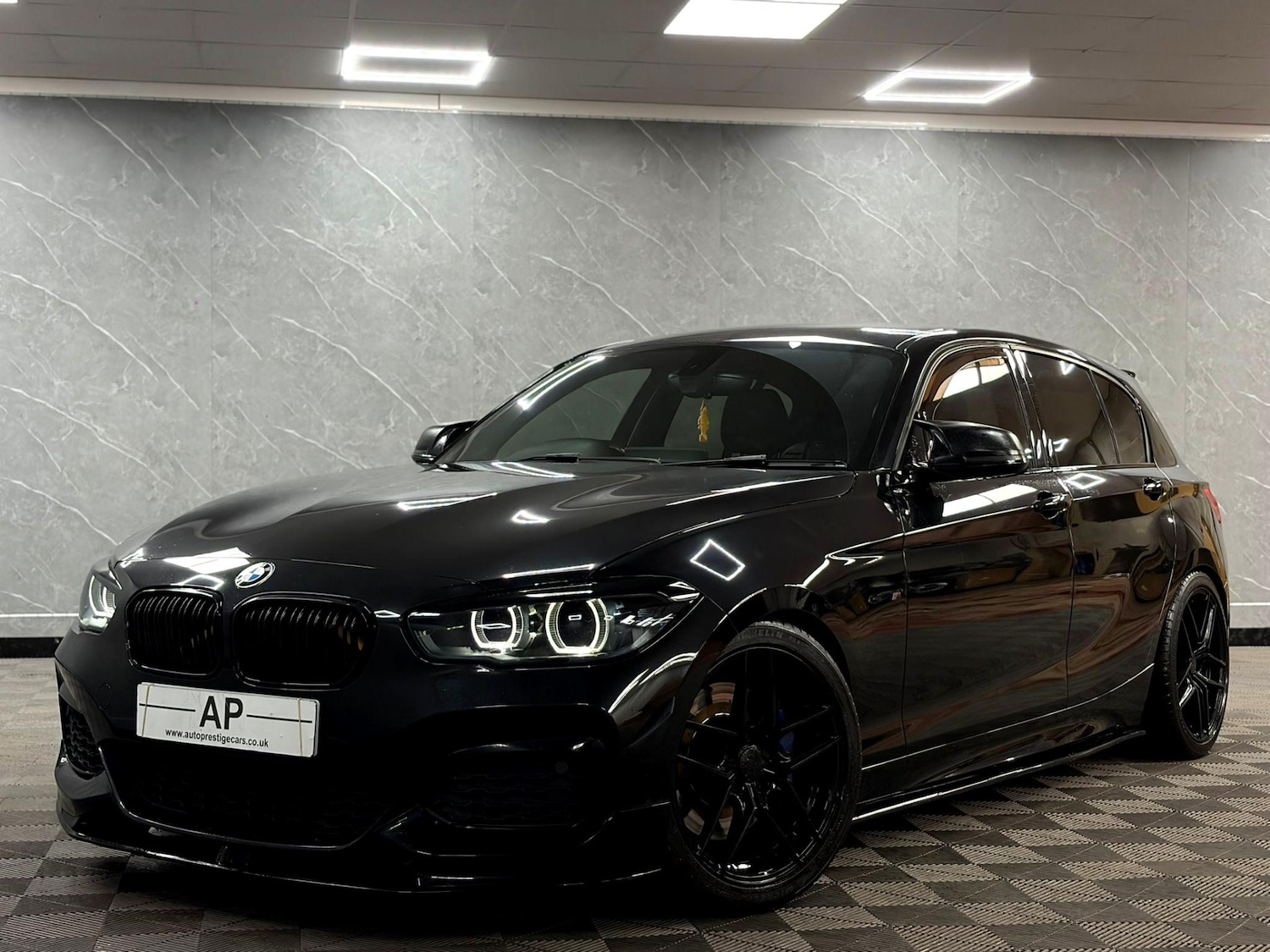 Used BMW 1 Series 2016 for sale - 77476588: Photo 2