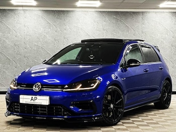Used Volkswagen Golf 2017 for sale - 75706329: Photo