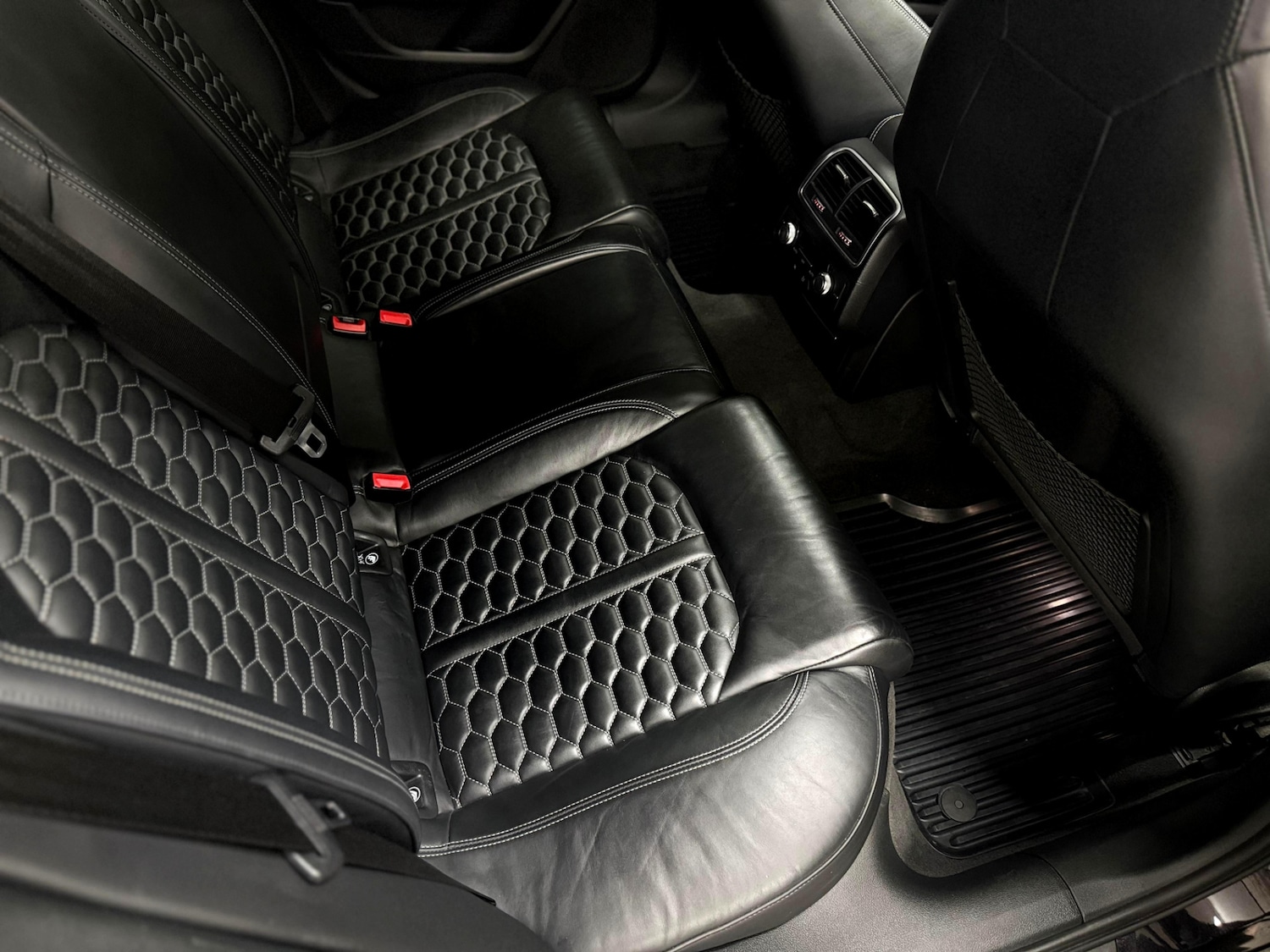 Used Audi RS6 2015 for sale - 76671724: Photo 18