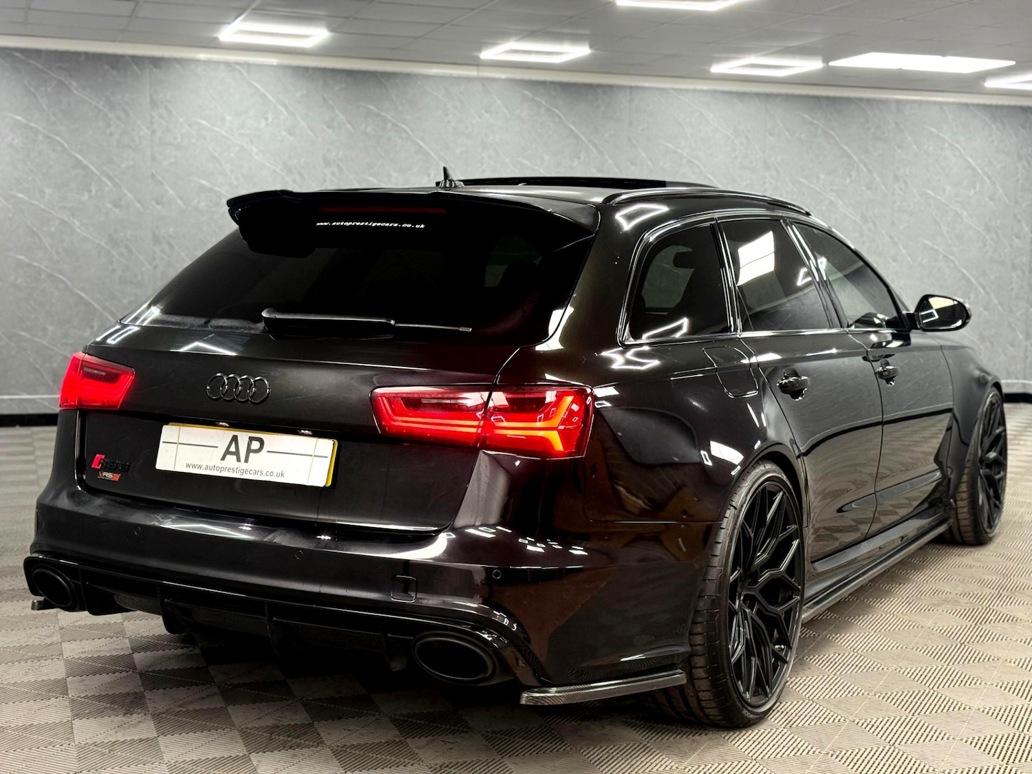 Used Audi RS6 2015 for sale - 76671724: Photo 29