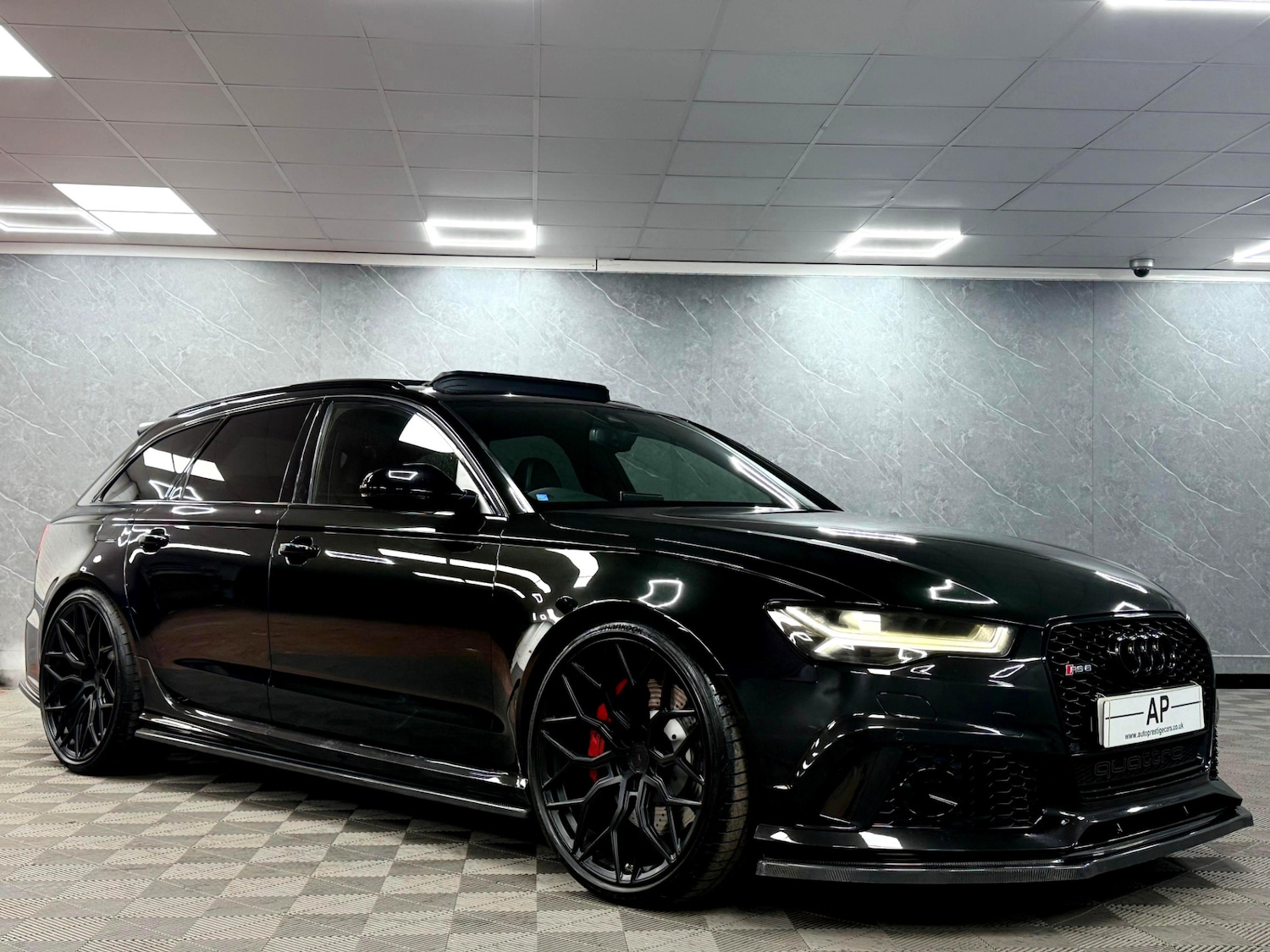 Used Audi RS6 2015 for sale - 76671724: Photo 4