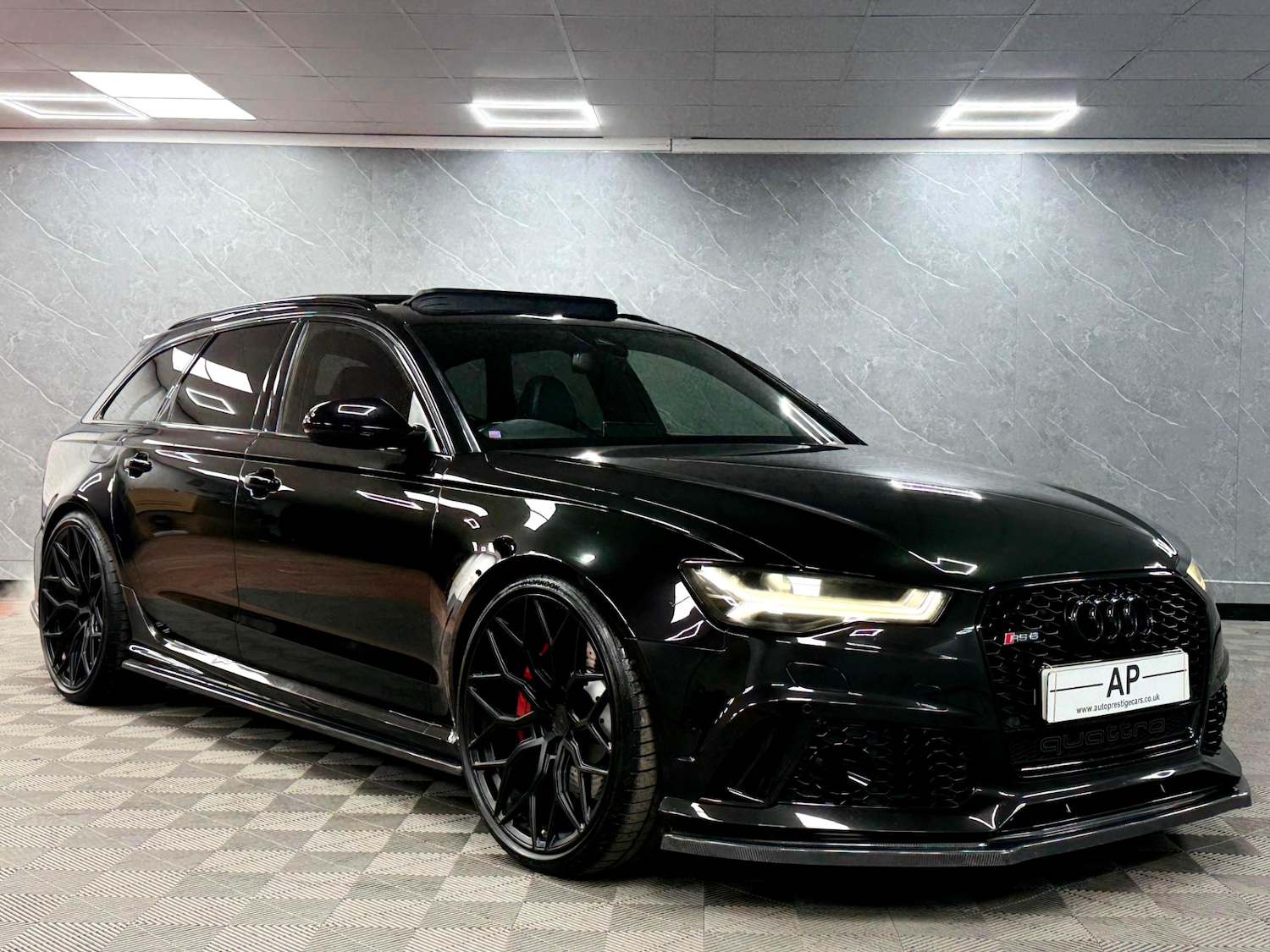 Used Audi RS6 2015 for sale - 76671724: Photo 5