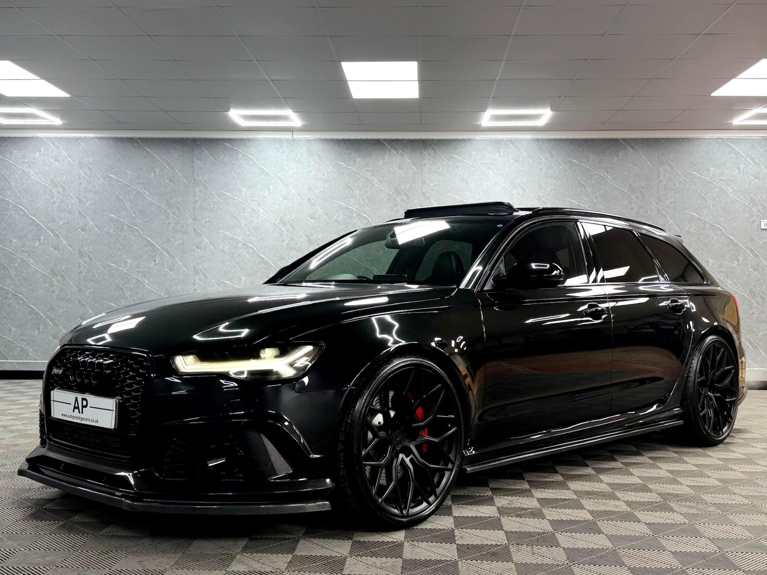 Used Audi RS6 2015 for sale - 76671724: Photo 9