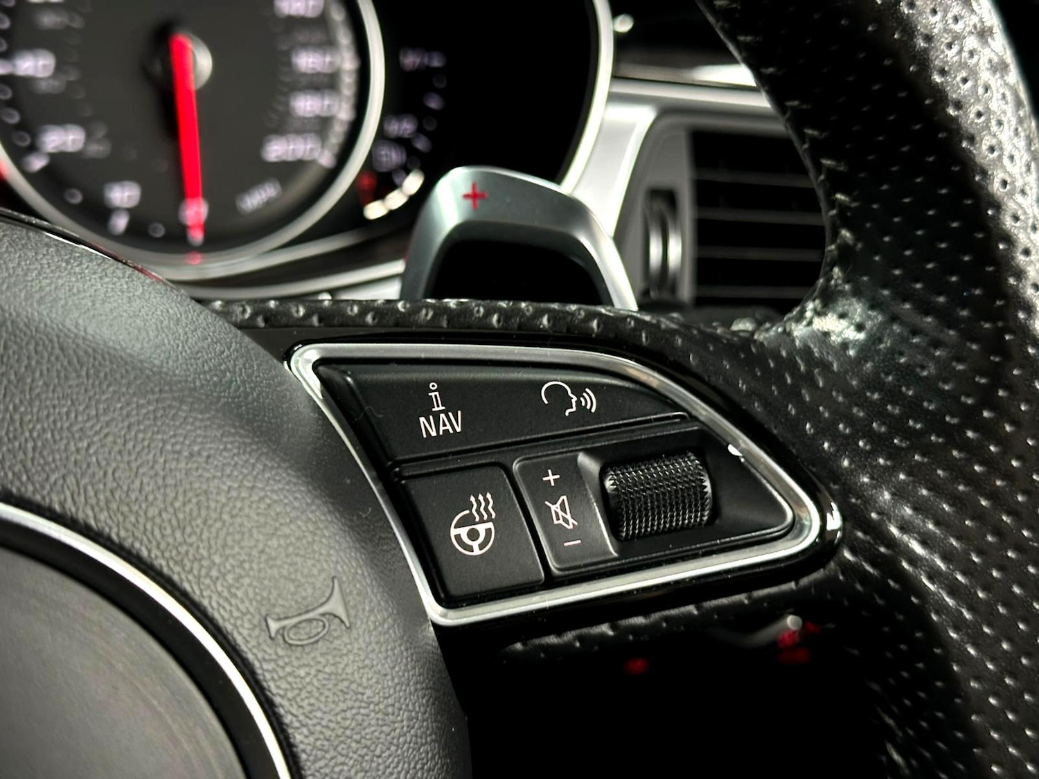 Used Audi RS6 2017 for sale - 77088277: Photo 15