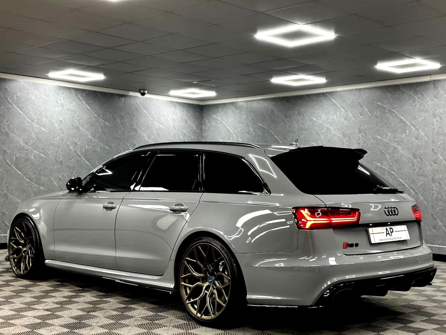 Used Audi RS6 2017 for sale - 77088277: Photo 6