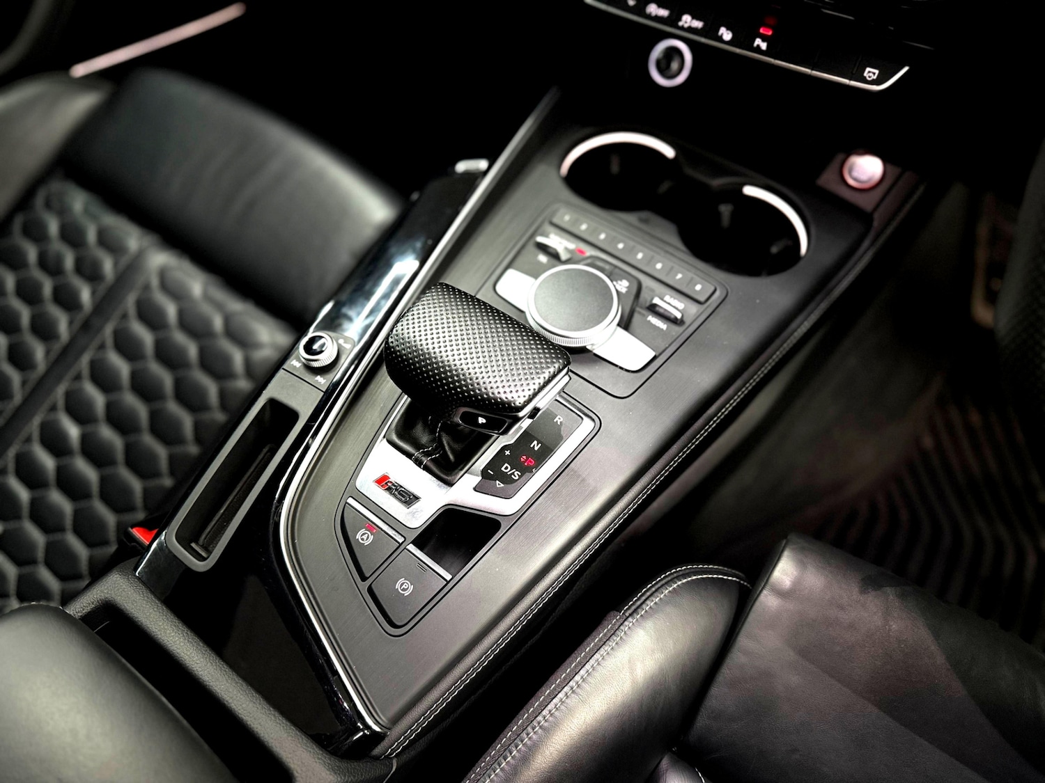 Used Audi RS5 2018 for sale - 77399597: Photo 11