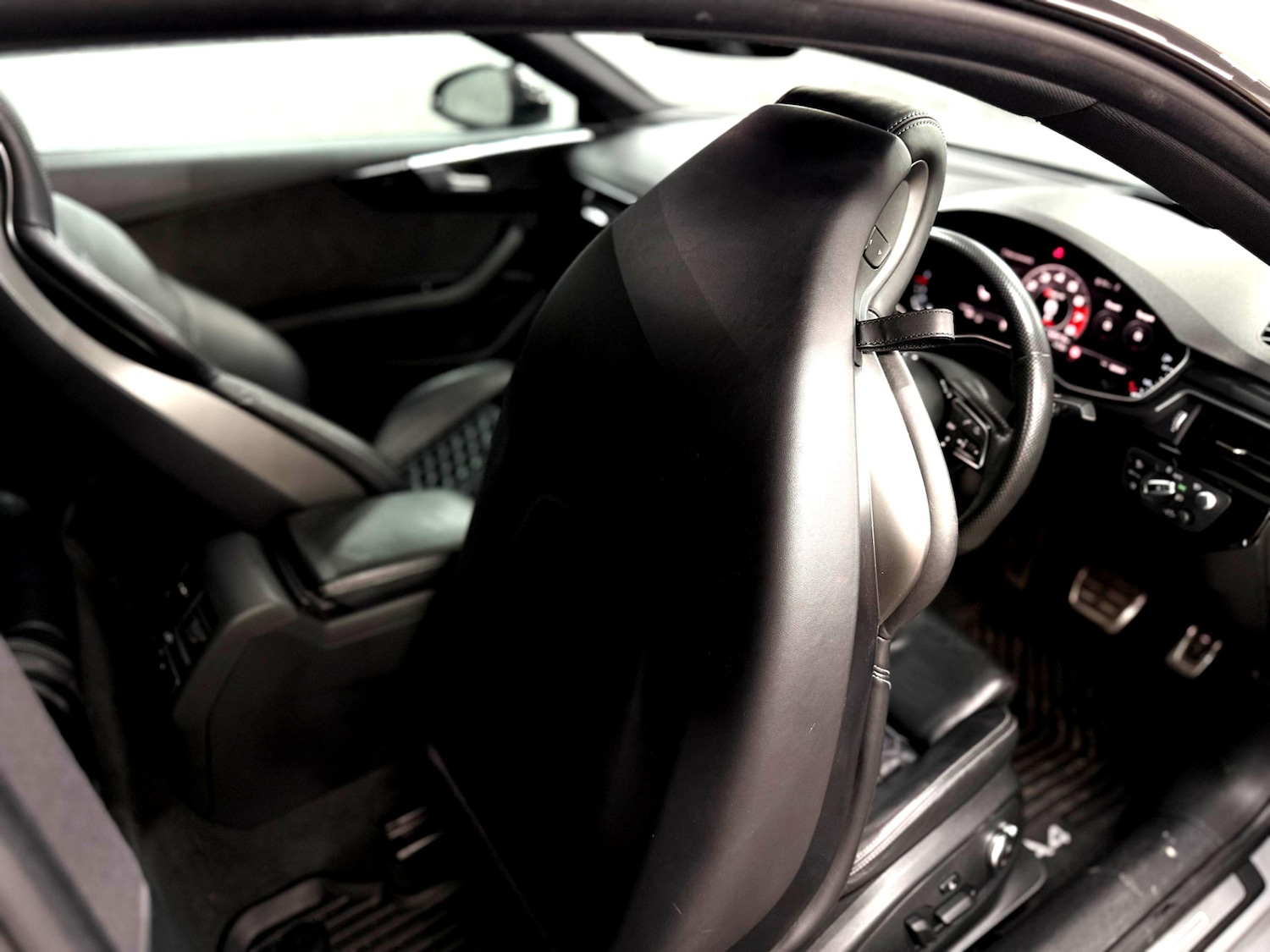 Used Audi RS5 2018 for sale - 77399597: Photo 31