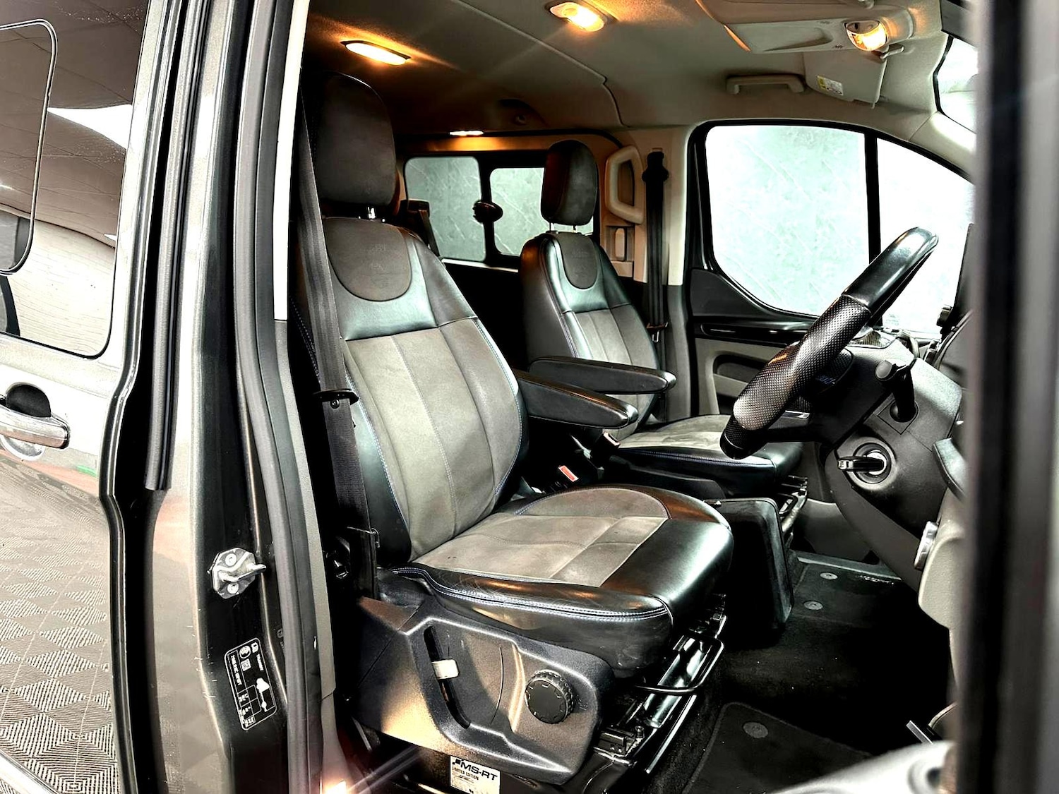 Used Ford Transit Custom 2019 for sale - 77400386: Photo 10