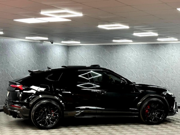 Used Lamborghini Urus 2023 for sale - 75609848: Photo 23