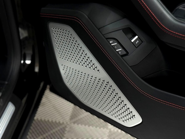 Used Lamborghini Urus 2023 for sale - 75609848: Photo 37