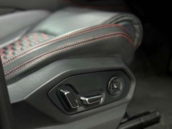 Used Lamborghini Urus 2023 for sale - 75609848: Photo 38