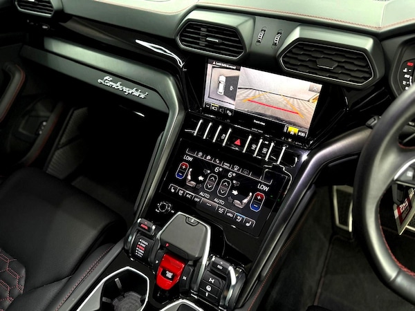 Used Lamborghini Urus 2023 for sale - 75609848: Photo 41