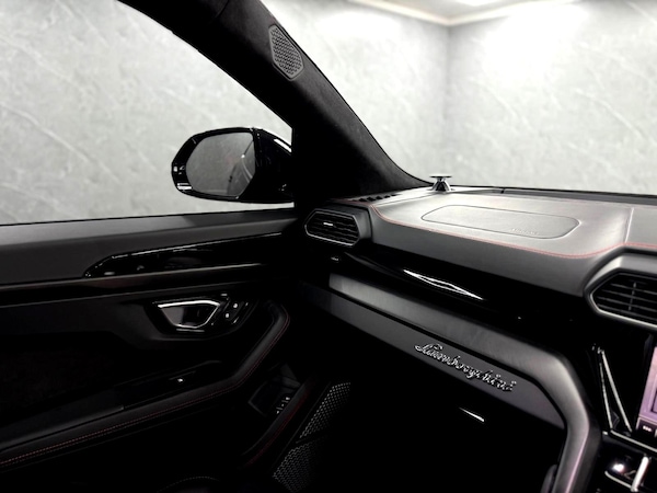 Used Lamborghini Urus 2023 for sale - 75609848: Photo 42