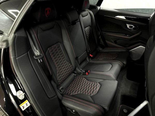 Used Lamborghini Urus 2023 for sale - 75609848: Photo 54