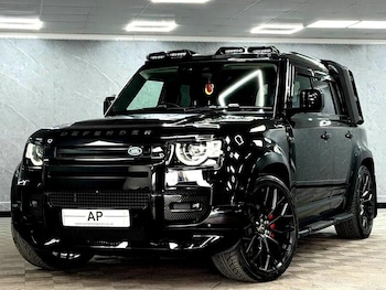 Used Land Rover Defender 2024 for sale - 78172282: Photo