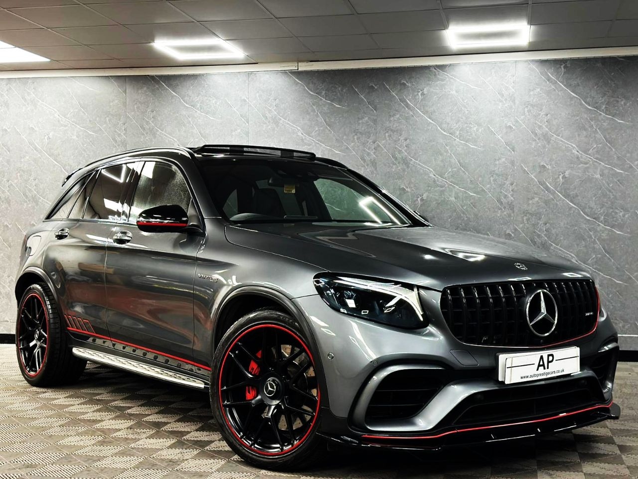 Used Mercedes-Benz GLC 2019 for sale - 77380772: Photo 2