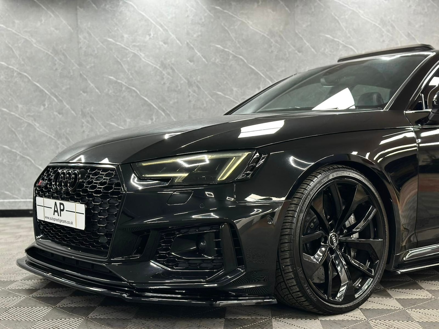 Used Audi RS4 2018 for sale - 76656476: Photo 18
