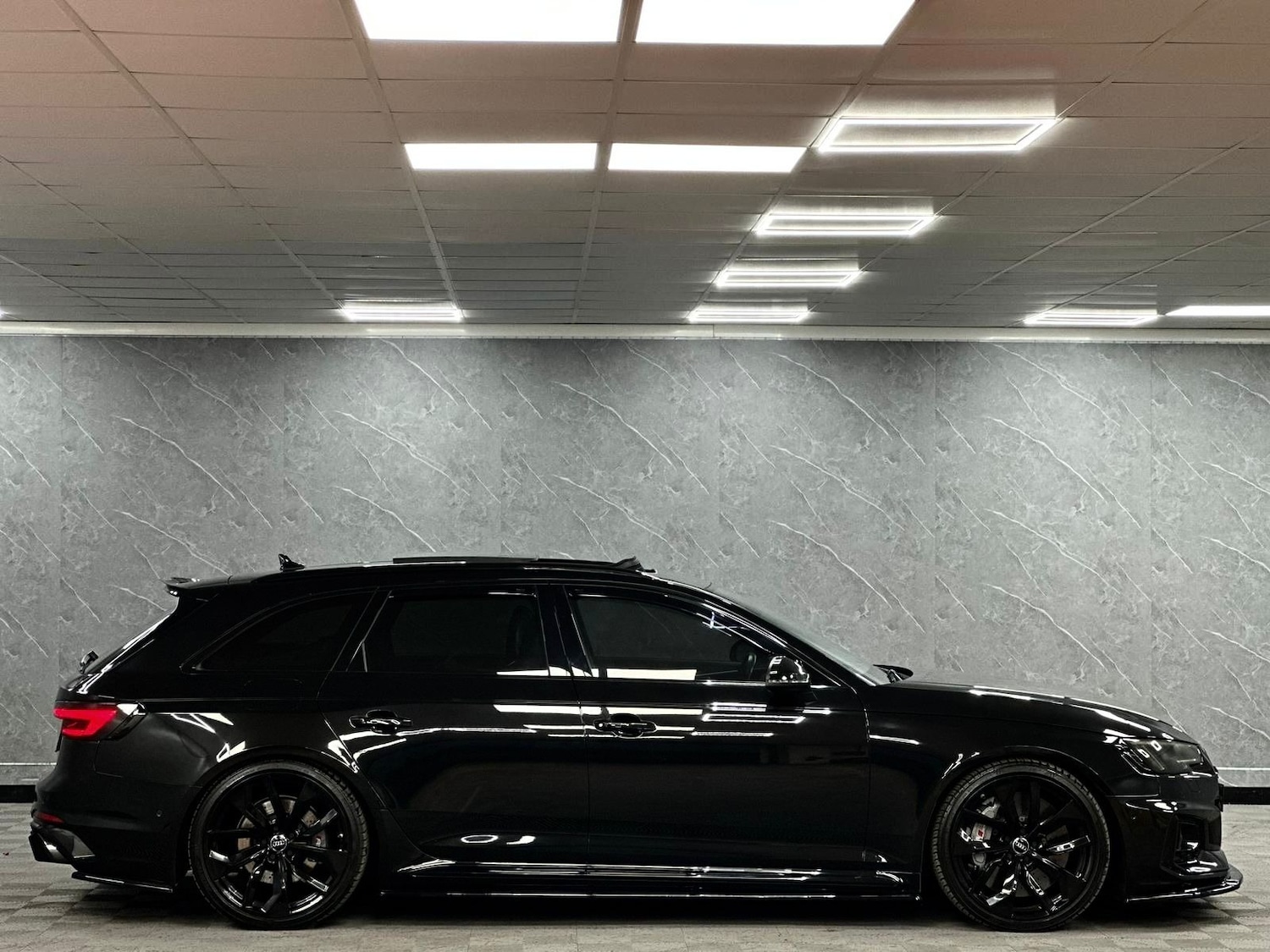 Used Audi RS4 2018 for sale - 76656476: Photo 31