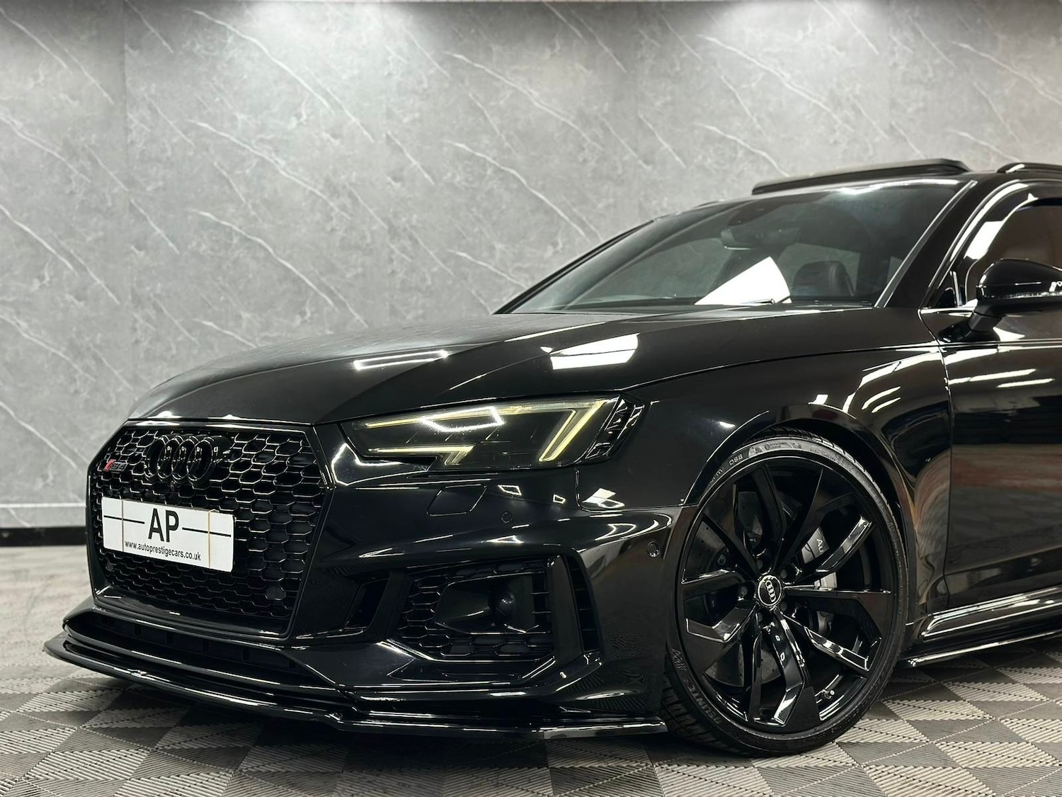 Used Audi RS4 2018 for sale - 76656476: Photo 9