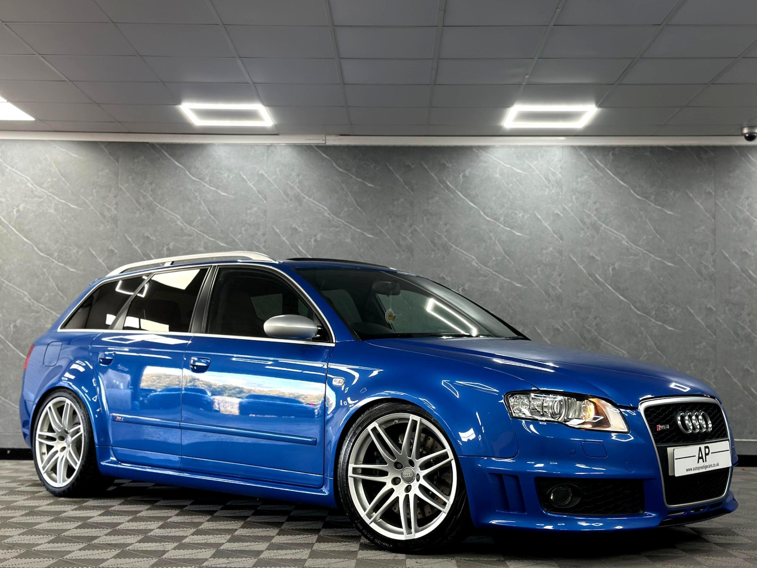 Used Audi RS4 2006 for sale - 76018271: Photo 12