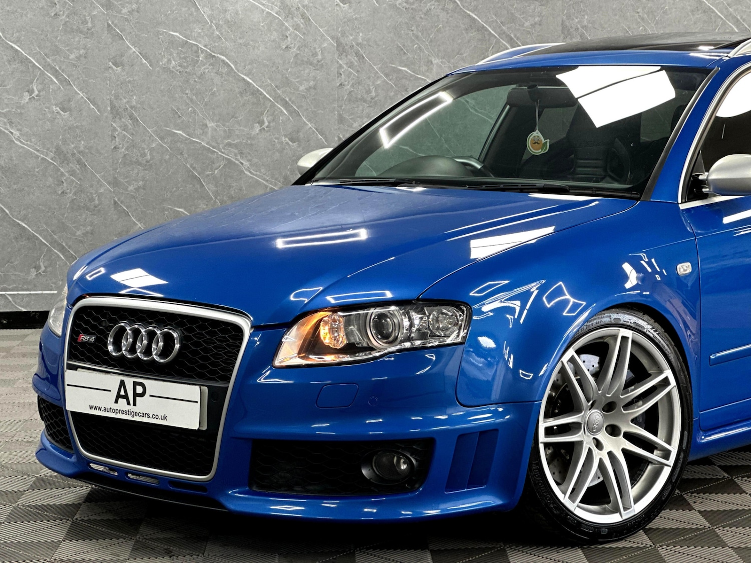 Used Audi RS4 2006 for sale - 76018271: Photo 14