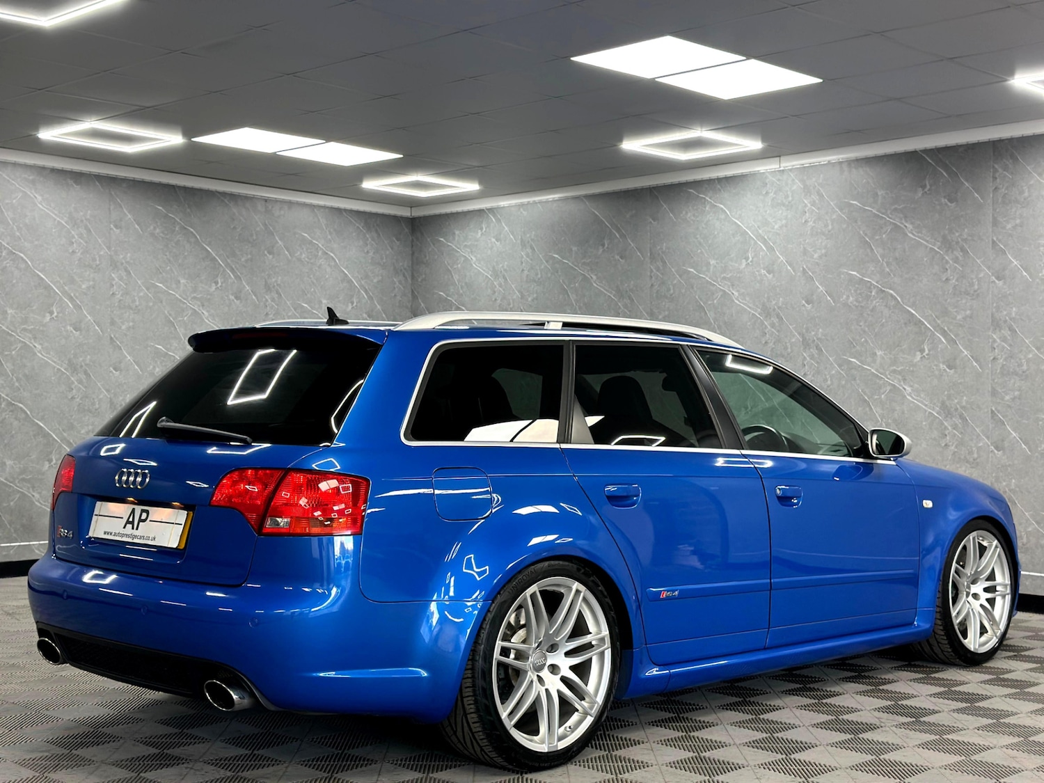 Used Audi RS4 2006 for sale - 76018271: Photo 18